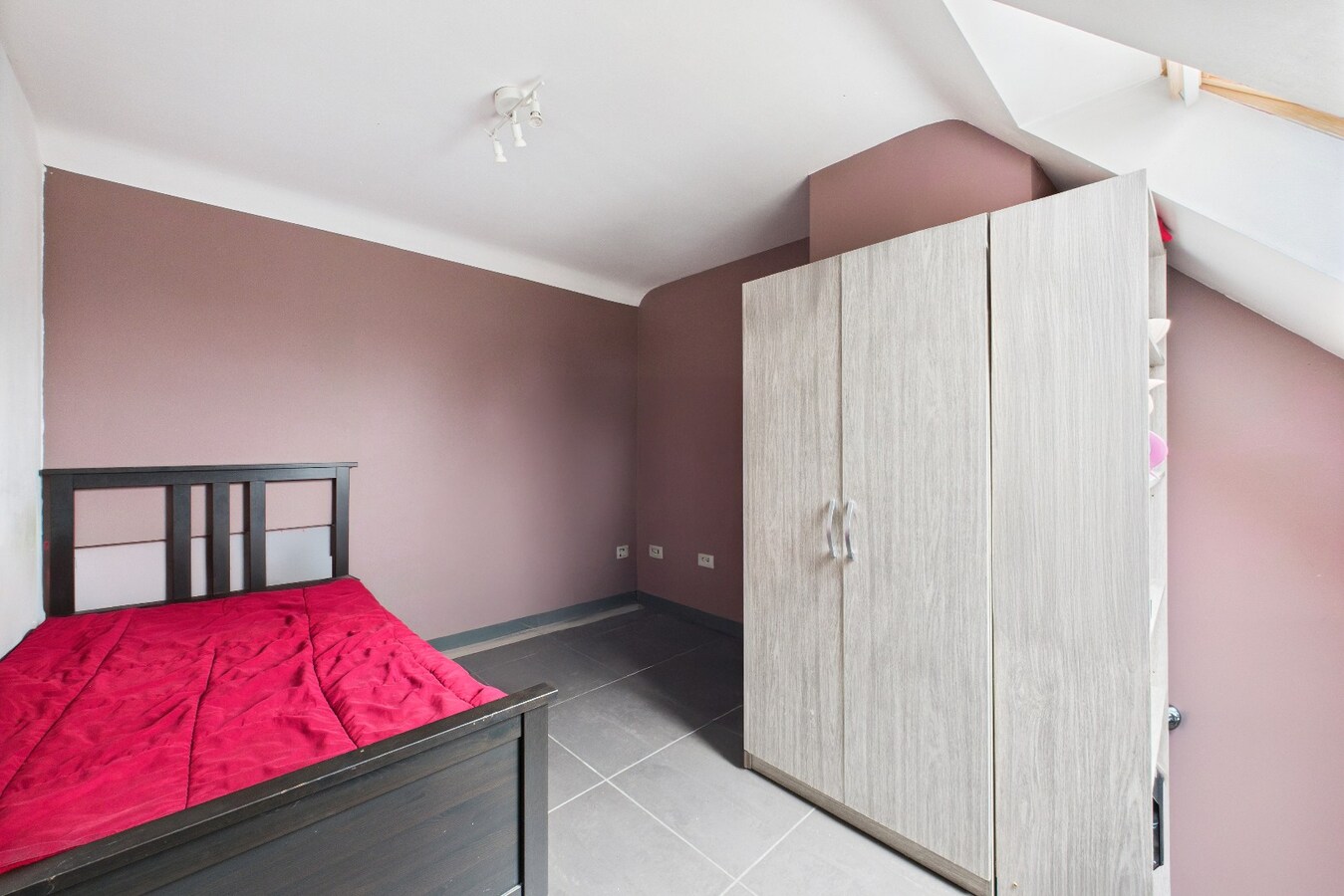 Appartement moderne "DUPLEX" en plein centre-ville avec garage. IDEAL INVEST ! 