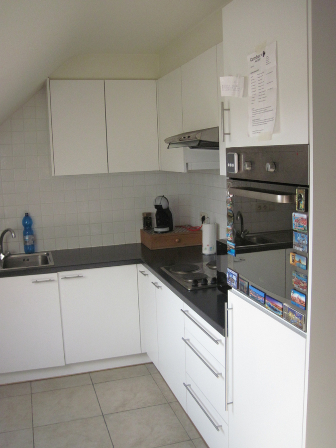 Bijzonder ruim 1-slp-appartement. Met terras. Met garage. 