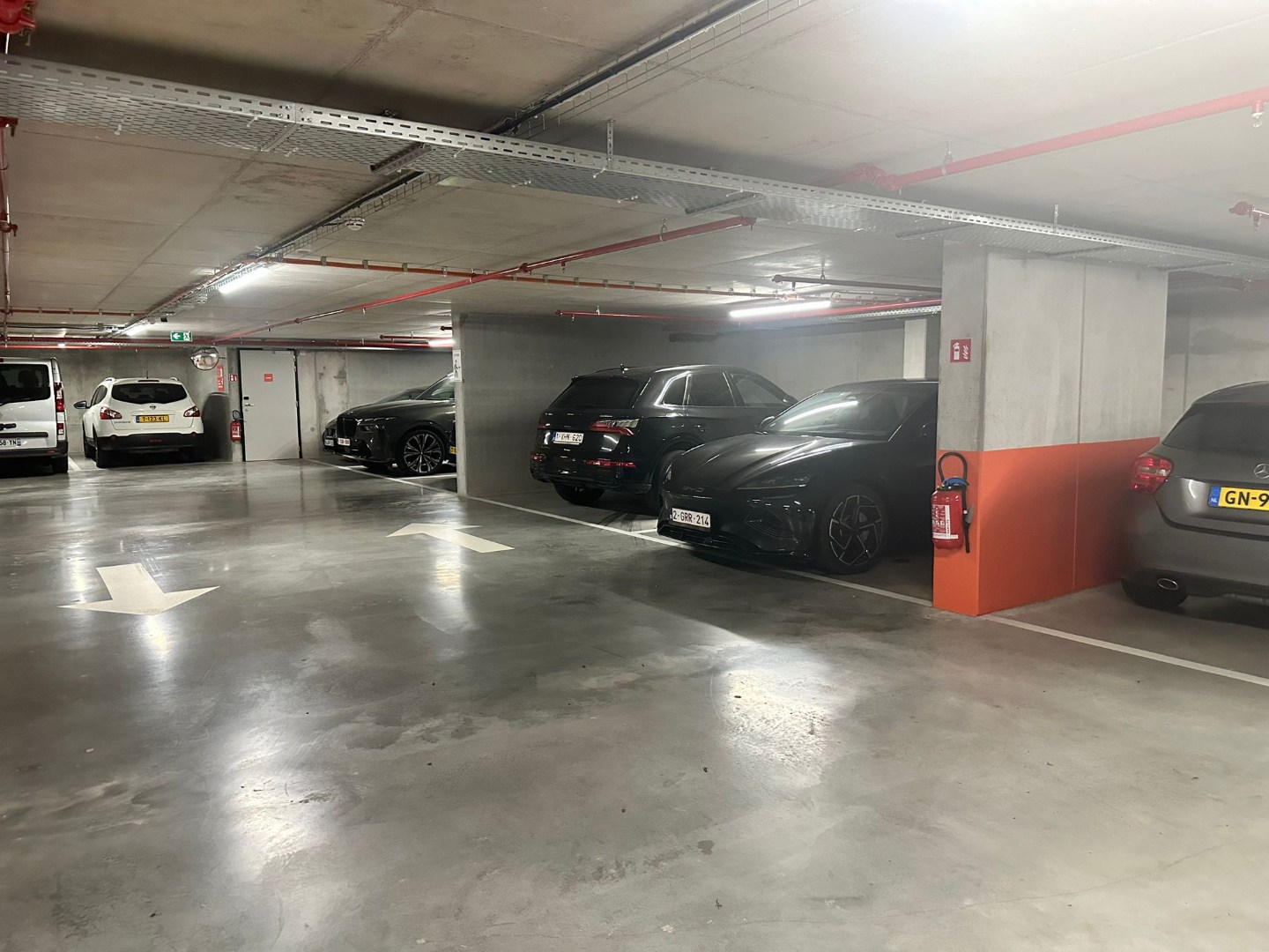 Pakket van 3 rotatieparkings aan Brussels Airport te koop 