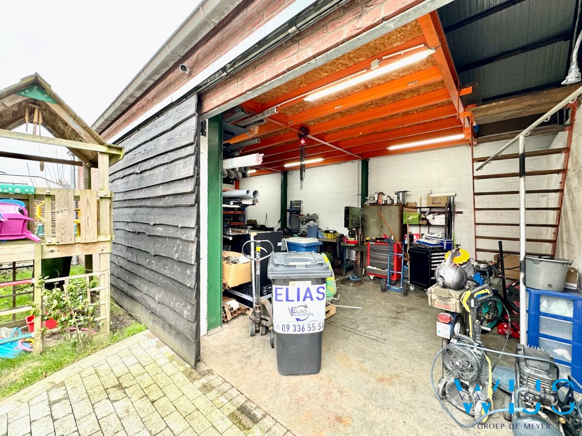 Instapklaar &amp; energiezuinig woonhuis met LOODS te Kluizen ! 