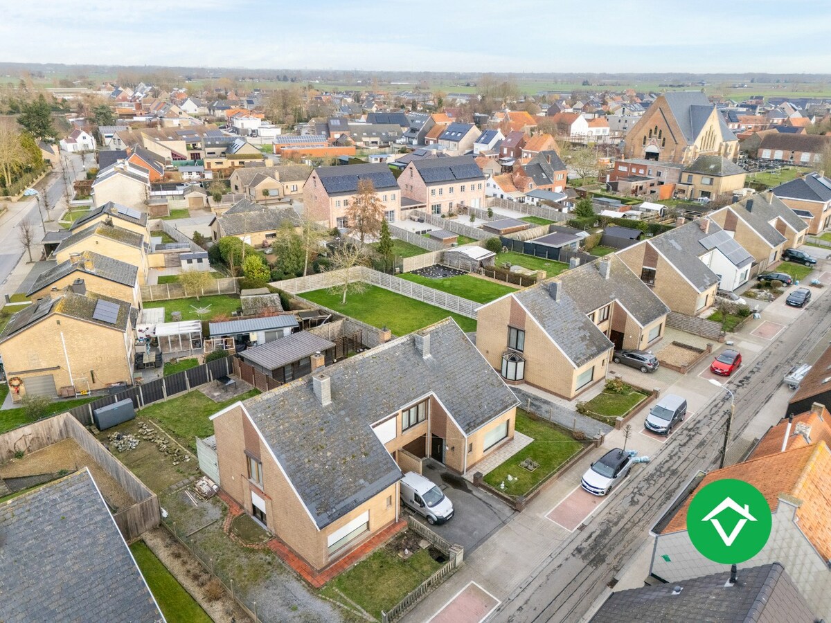 Instapklare woning met 3 slaapkamers en garage te Koekelare 