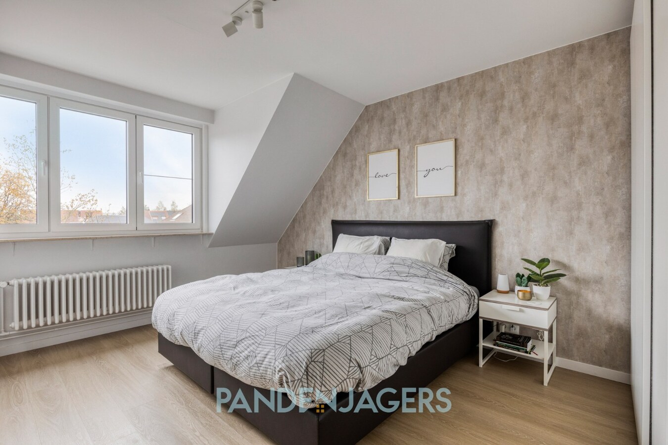 Stijlvol gerenoveerde woning in rustige buurt van Kontich-Kazerne 