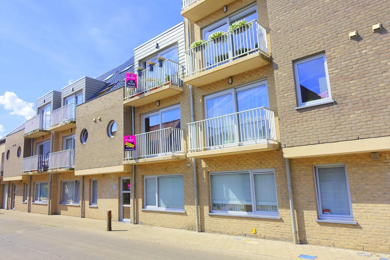 Lichtrijk duplexappartement in het hartje van Lichtervelde 