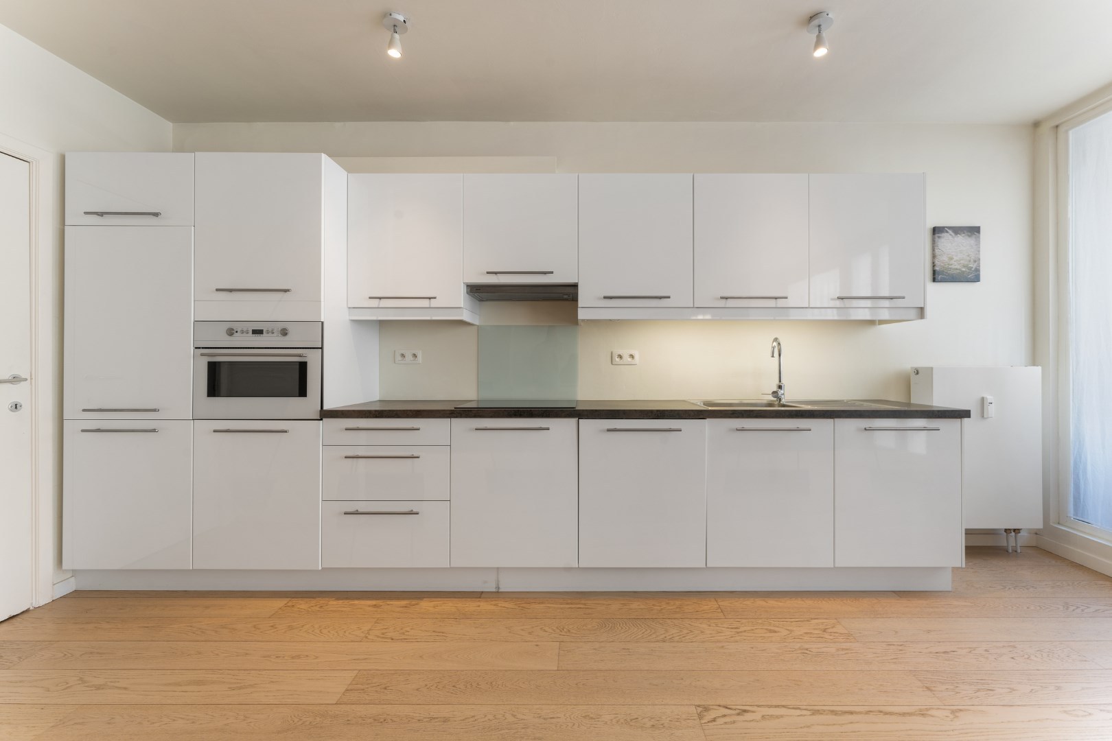 APPARTEMENT DE VACANCES RENOVE DANS LE CENTRE-VILLE D'OSTENDE (LOCATION VACANCES) - à partir de 649 Euros par semaine 