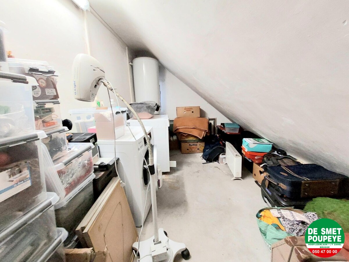 Alleenstaande villa op mooi perceel grond 