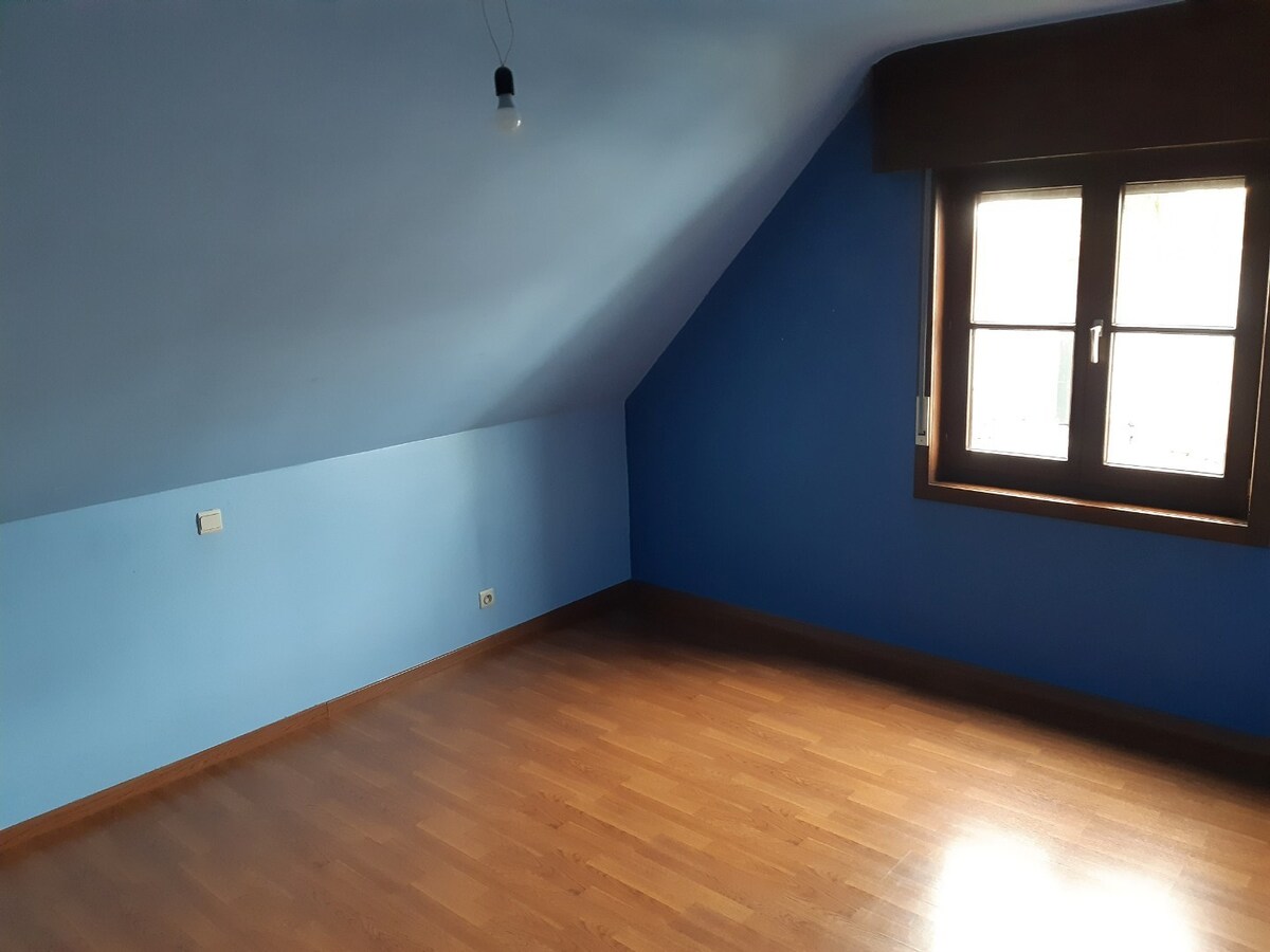 Tijdloze eigendom met tuin (Open Bebouwing). 