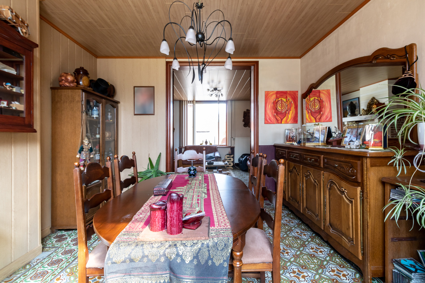 Woning met 4 slaapkamers op 1273 m² te Koekelare 