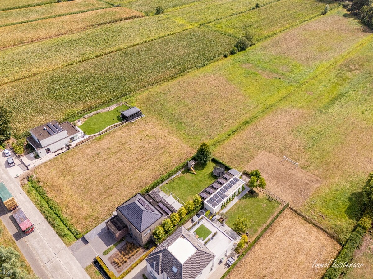 Terrain à bâtir situé au calme avec un pré attenant d'environ 4.850 m² à Lokeren 