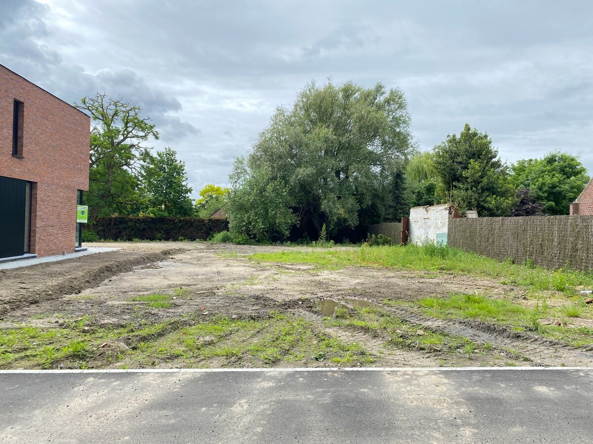 Terrain à bâtir (avec permis) au pied du Mont Saint-Aubert ! 