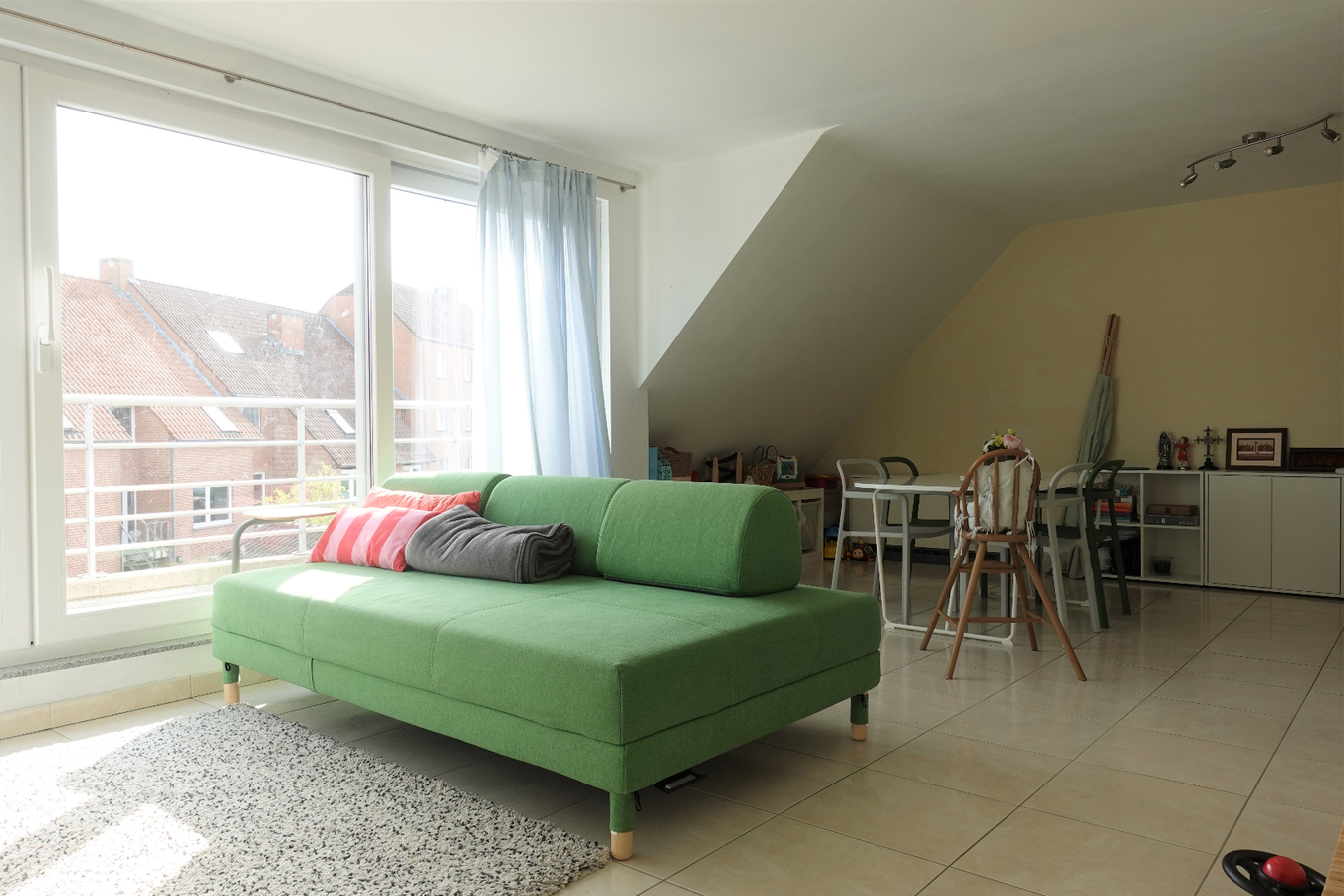 Appartement met carport 