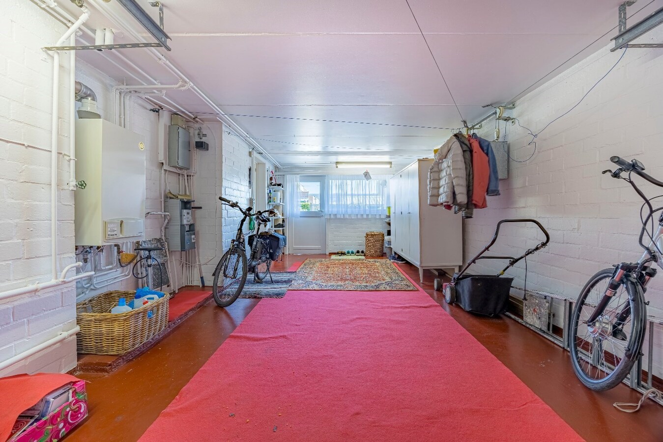 Knappe woning met weidse zichten, vlakbij het strand 