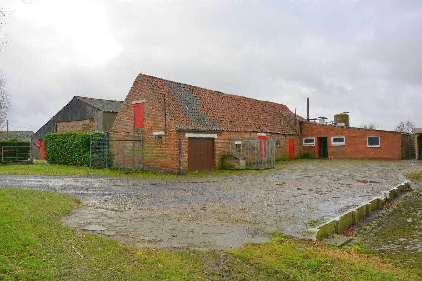 Prachtig gelegen hoeve met tal van mogelijkheden 