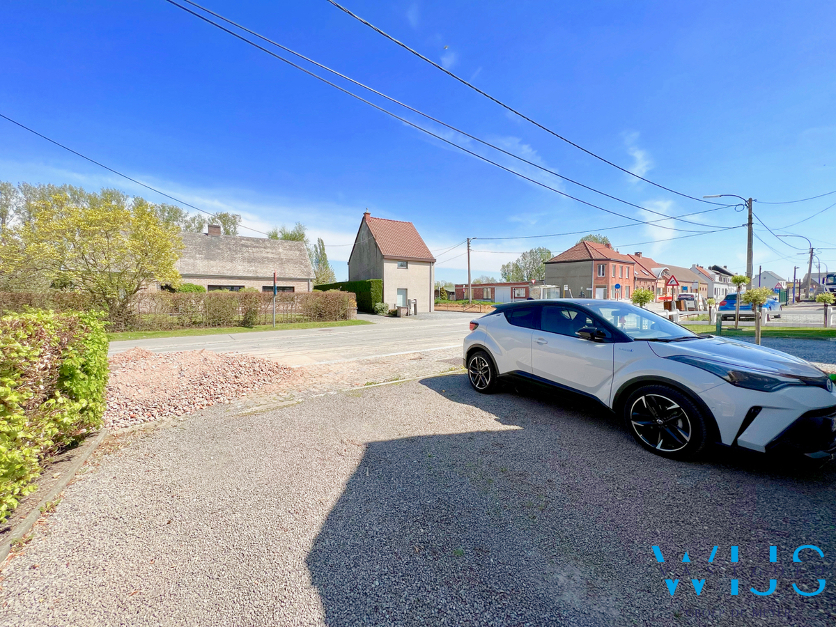 Tof woonhuis op een leuk perceel te MERELBEKE ! 