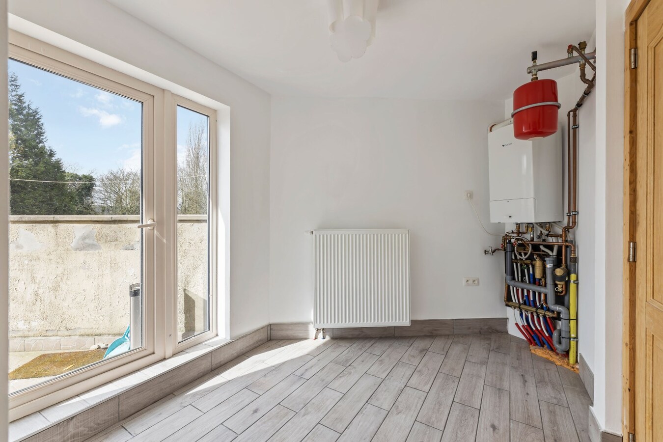 Exclusieve herenwoning met 4 entiteiten op toplocatie te Hamme! 