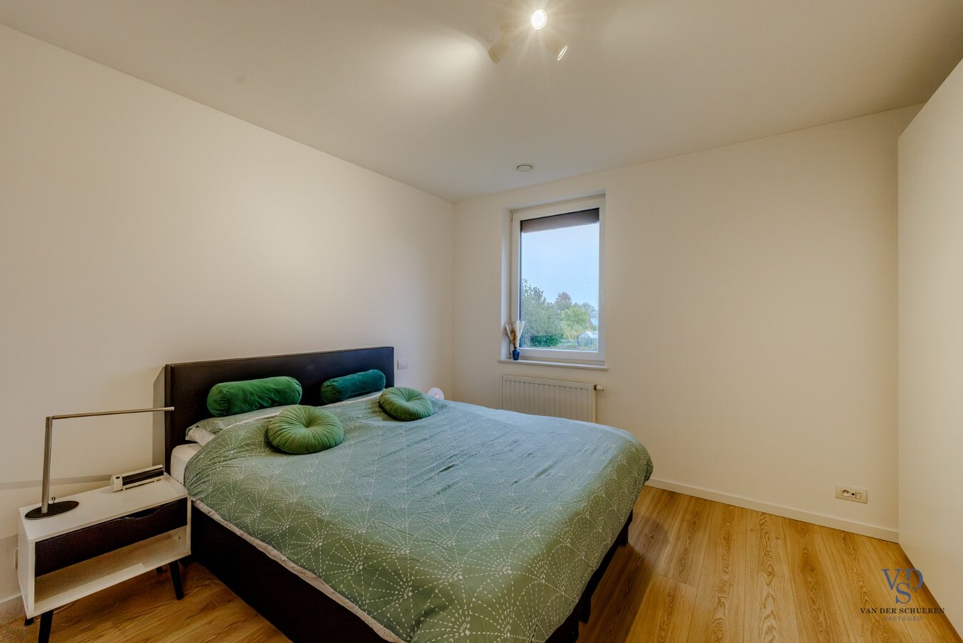 Recente, quasi-nieuwbouwwoning – instapklaar en energiezuinig (BEN) 