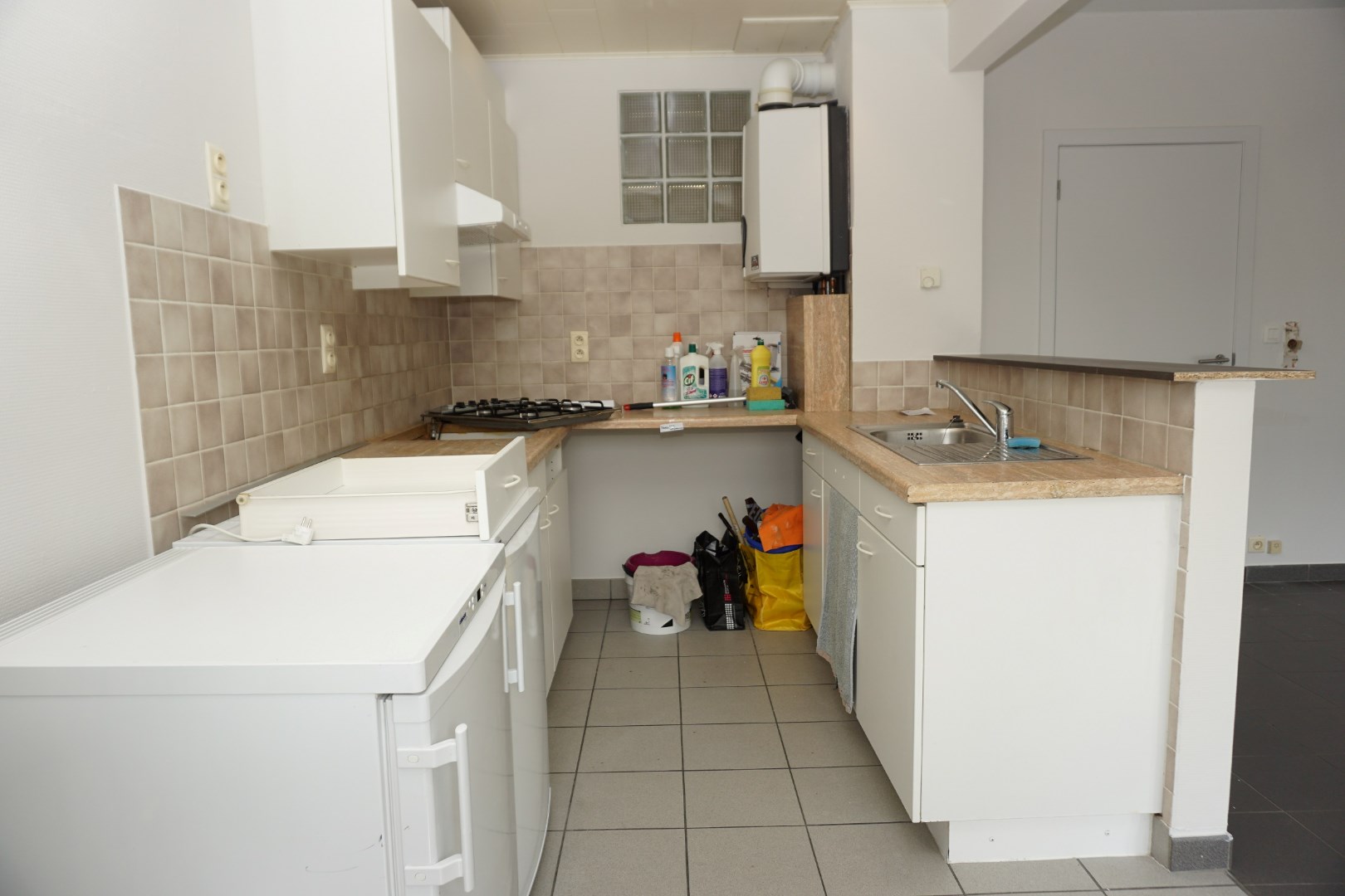 ONGEMEUBELD 2 SLP APP. TE HUUR GELEGEN VOORHAVENLAAN 