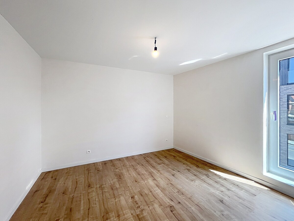 Nieuwbouwwonining met 4 slaapkamers in hartje Aalter op toplocatie. 