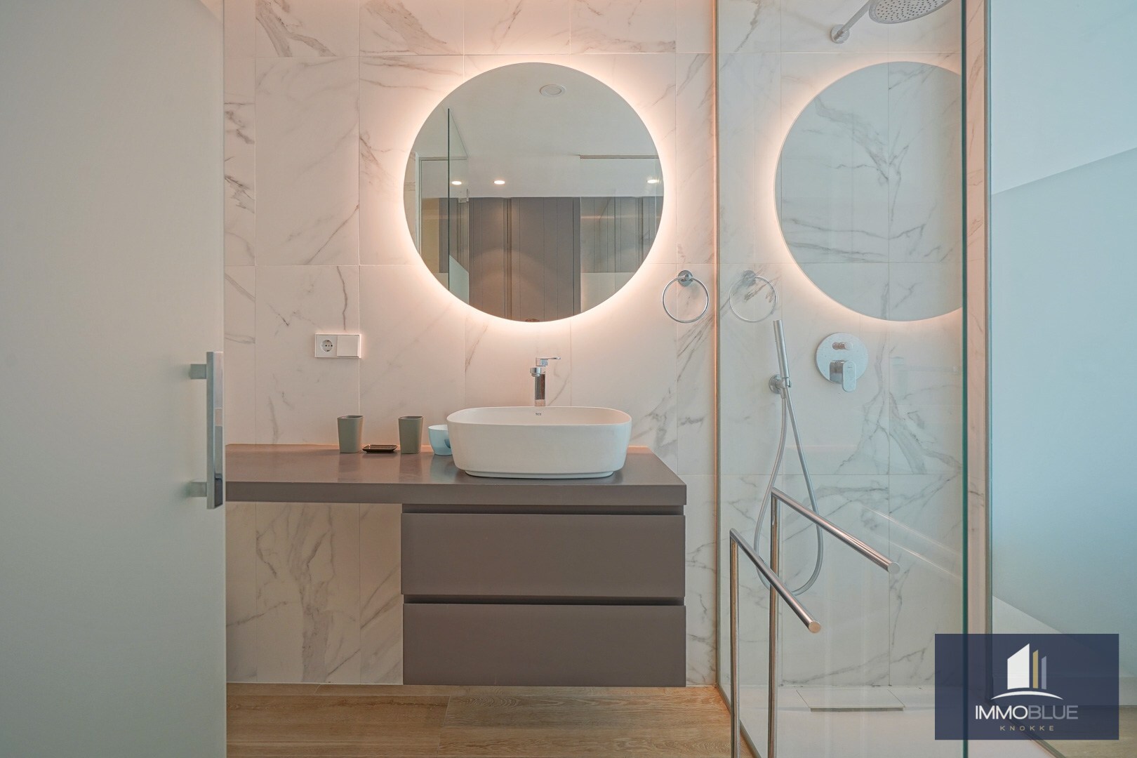 Appartement ensoleillé avec deux chambres à Cumbre del Sol. 