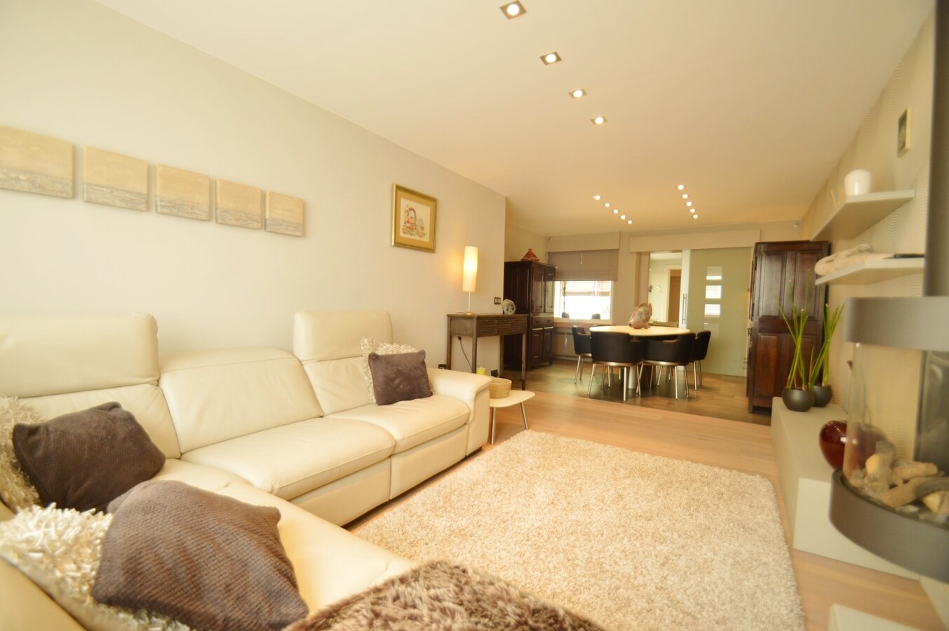 Knappe gezinswoning met dubbele garage - Heist 