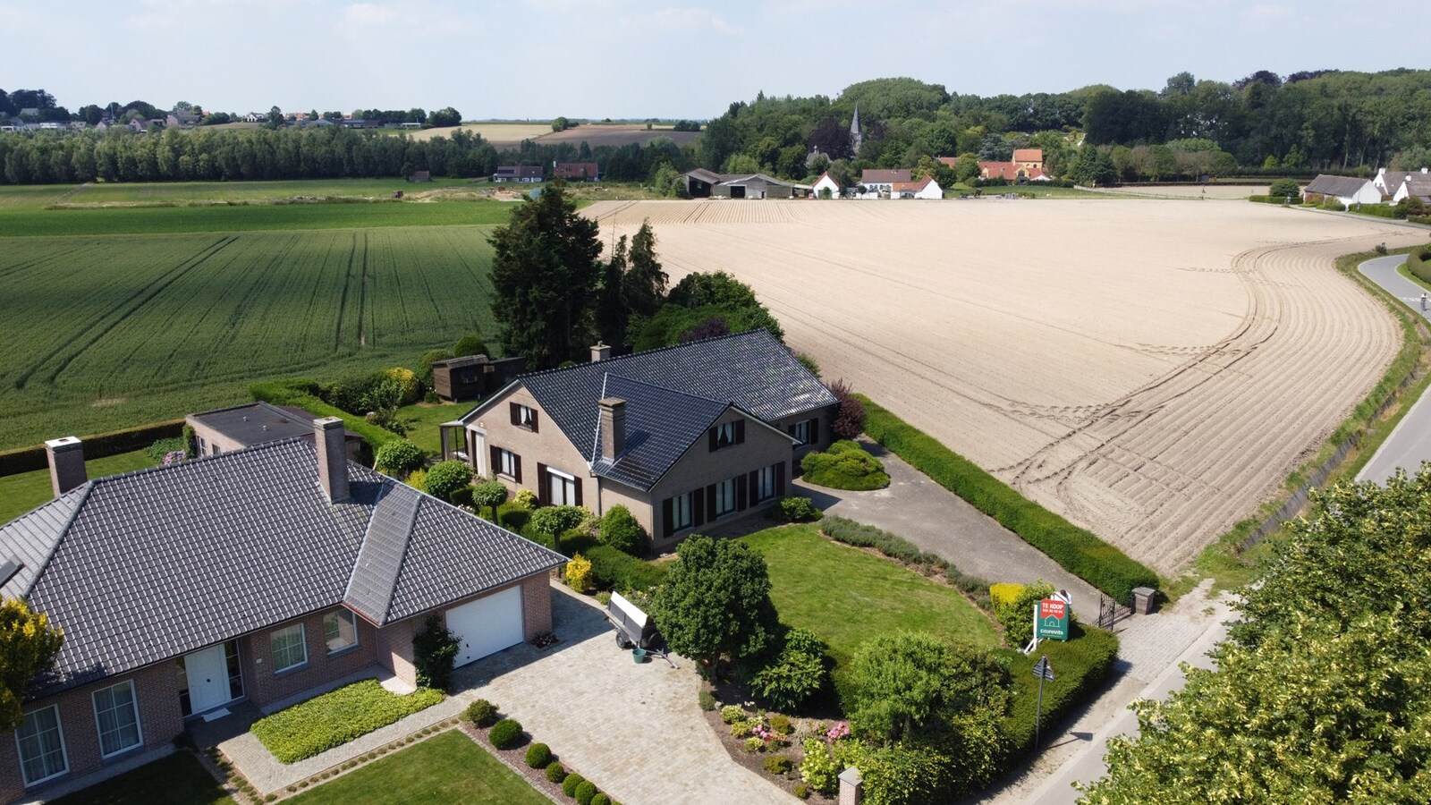 Prachtig gelegen woning met drie slaapkamers in Mullem 