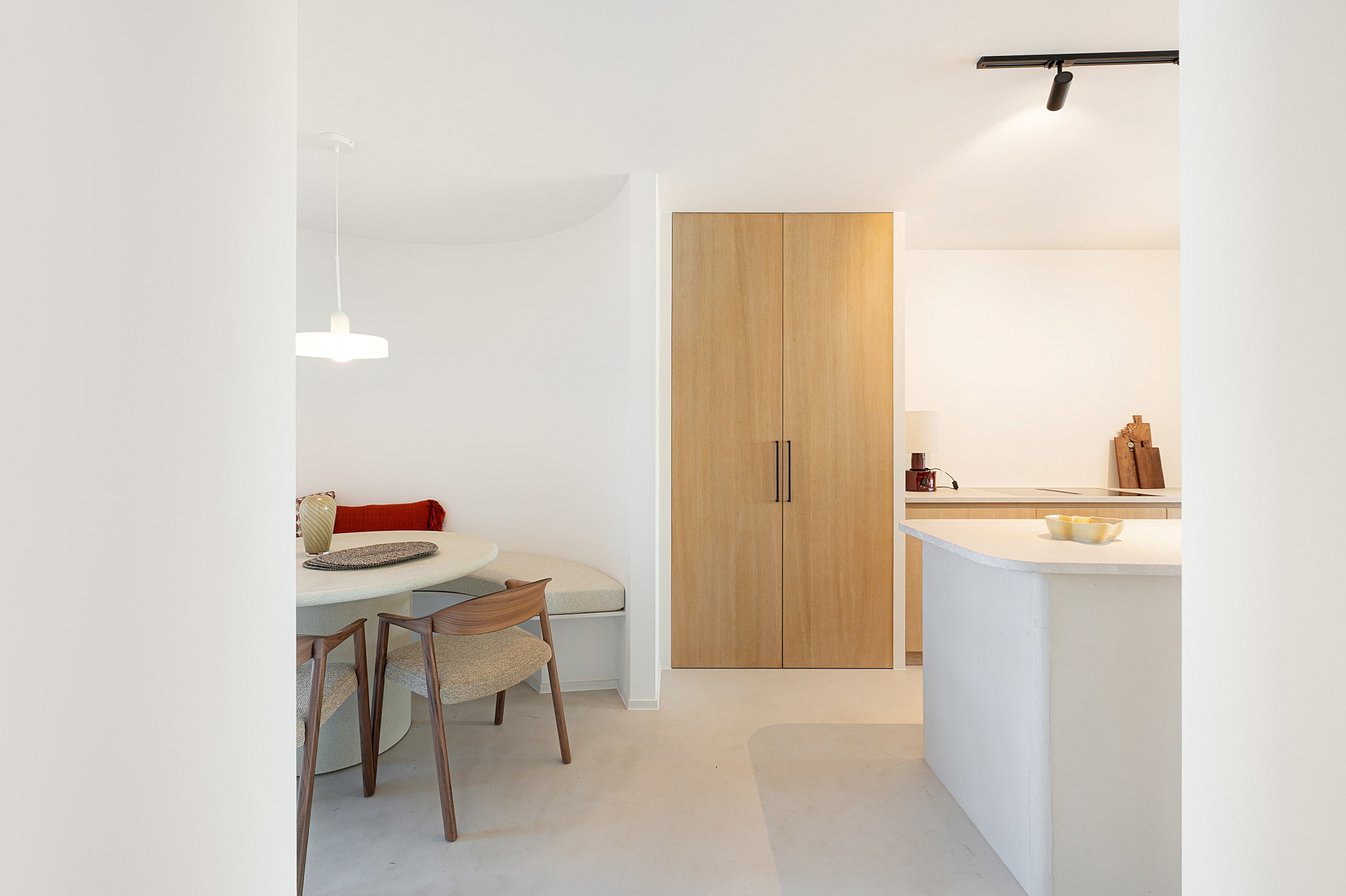 Top afgewerkte nieuwbouwwoning met 4 slaapkamers in het oude Knokke. 