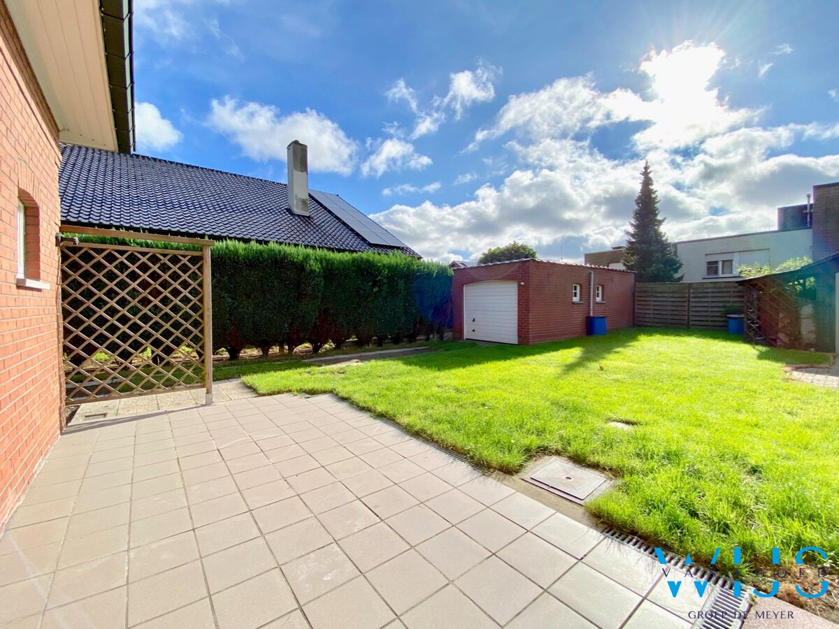 Gezinswoning op TOPLIGGING te Evergem ! 