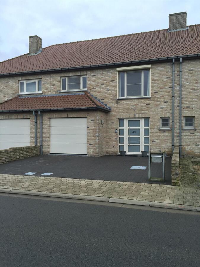 RECENTE MODERNE RUIME WONING MT OPEN ZICHT 