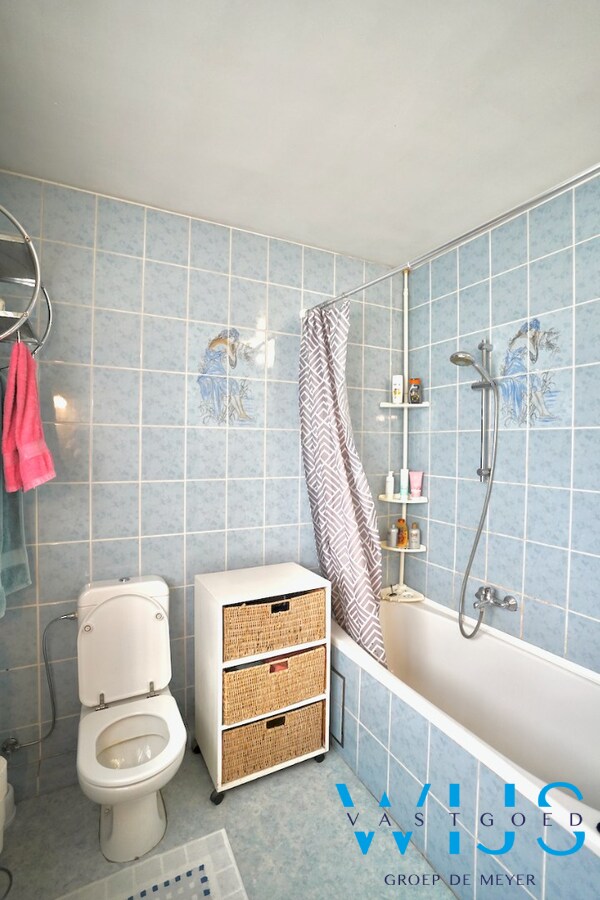 Woonhuis met loods te Sleidinge ! 