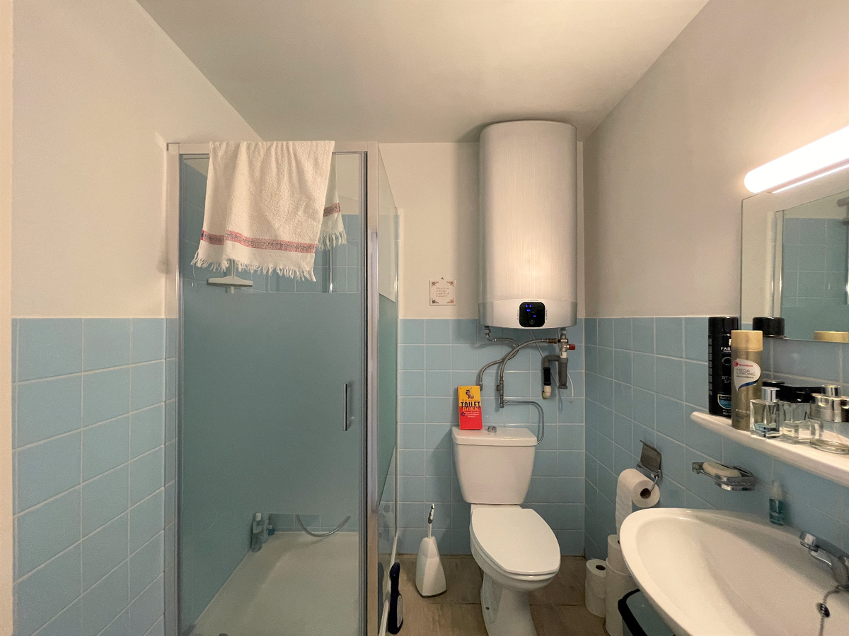 Duplex appartement met 2 slaapkamers en garage te Roeselare 