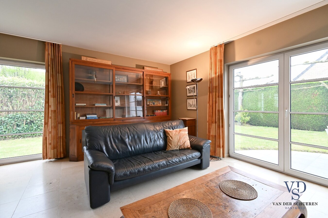 Tijdloze bungalow in rustige, residentiële verkaveling 