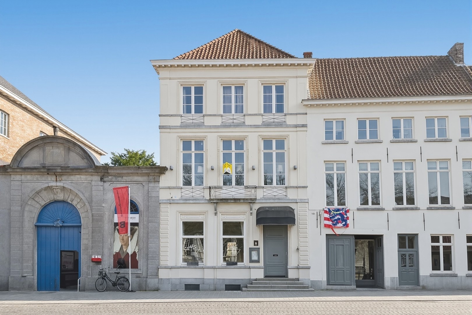Uitzonderlijk handelspand met woonst op toplocatie! 