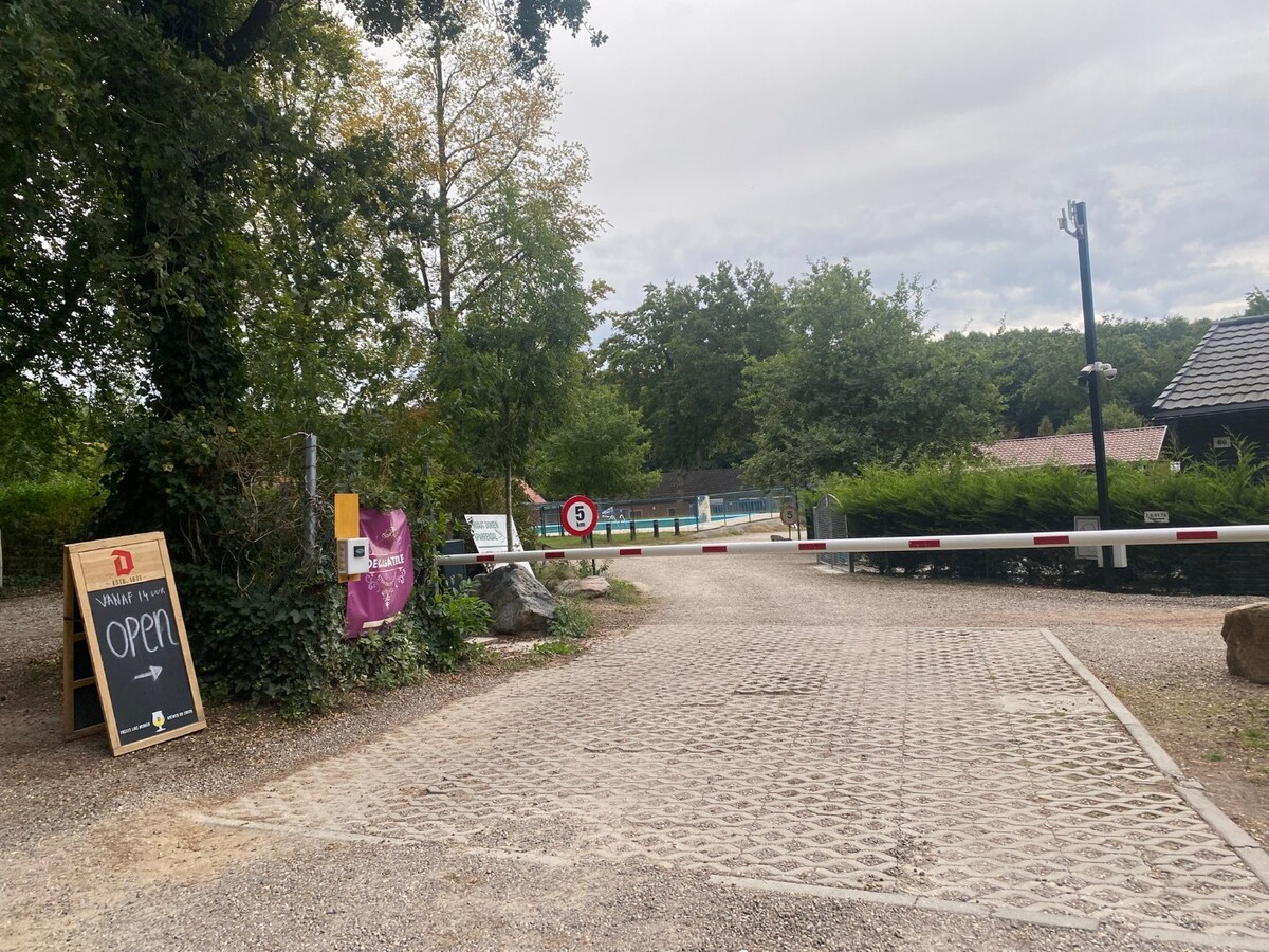 VERLAAGD in PRIJS ! Vrijstaande (vakantie)woning in het bos, Domein Sparrendal Lanklaar. 