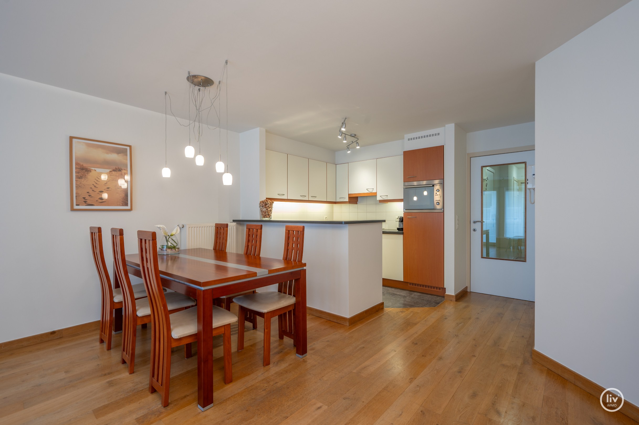 Appartement agréable et lumineux idéalement situé à Knokke. 