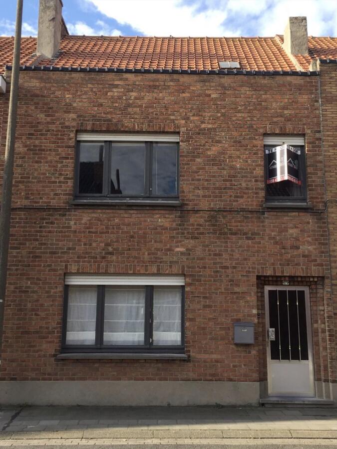 RUIME WONING MET ZUIDGERICHTE TUIN TE BREDENE DUINEN 