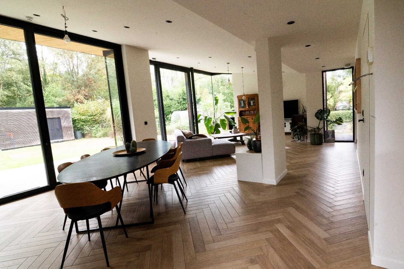 Prachtige open bebouwing op een toplocatie 