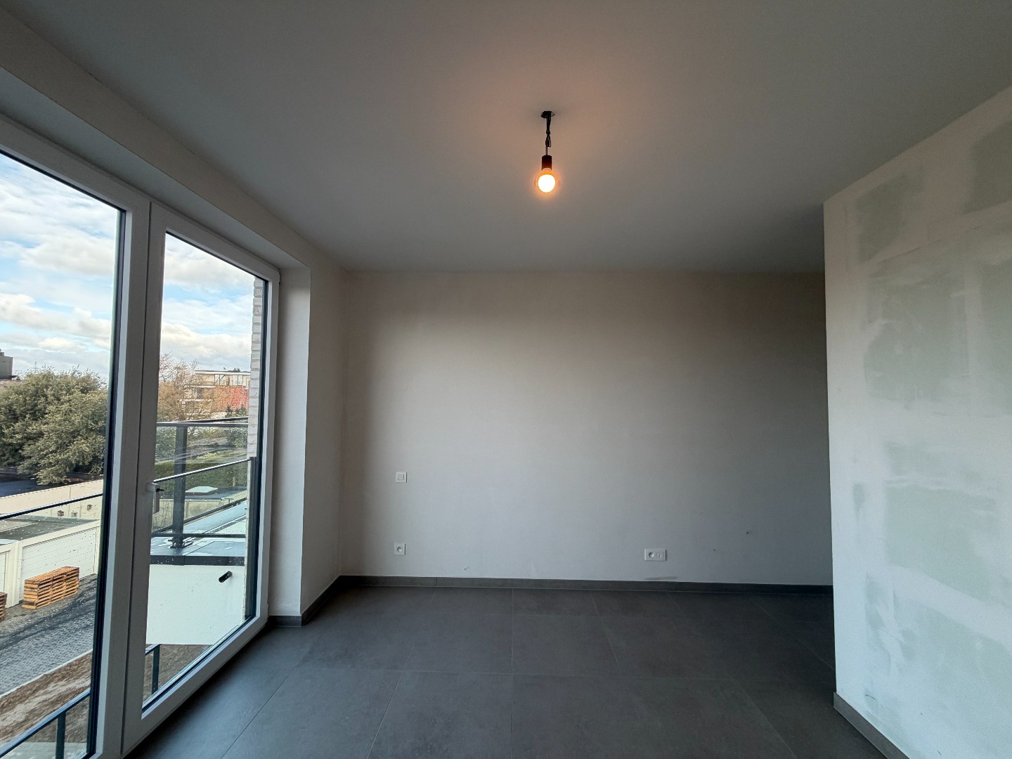 Nieuwbouwappartement met garage 