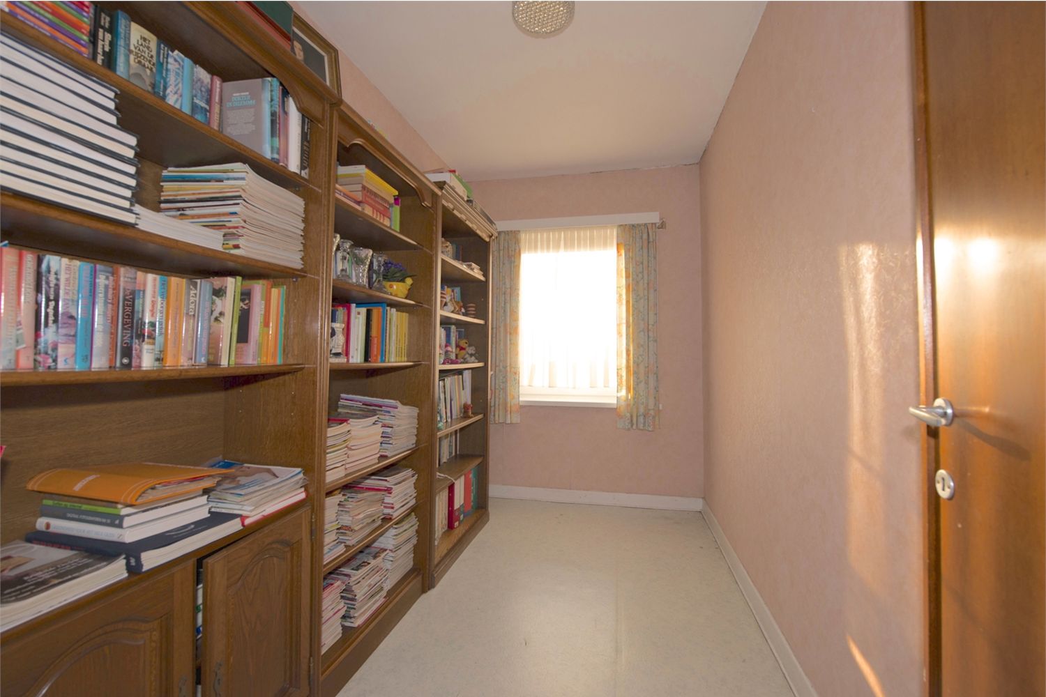 Ruime centraal gelegen Bel-etage 