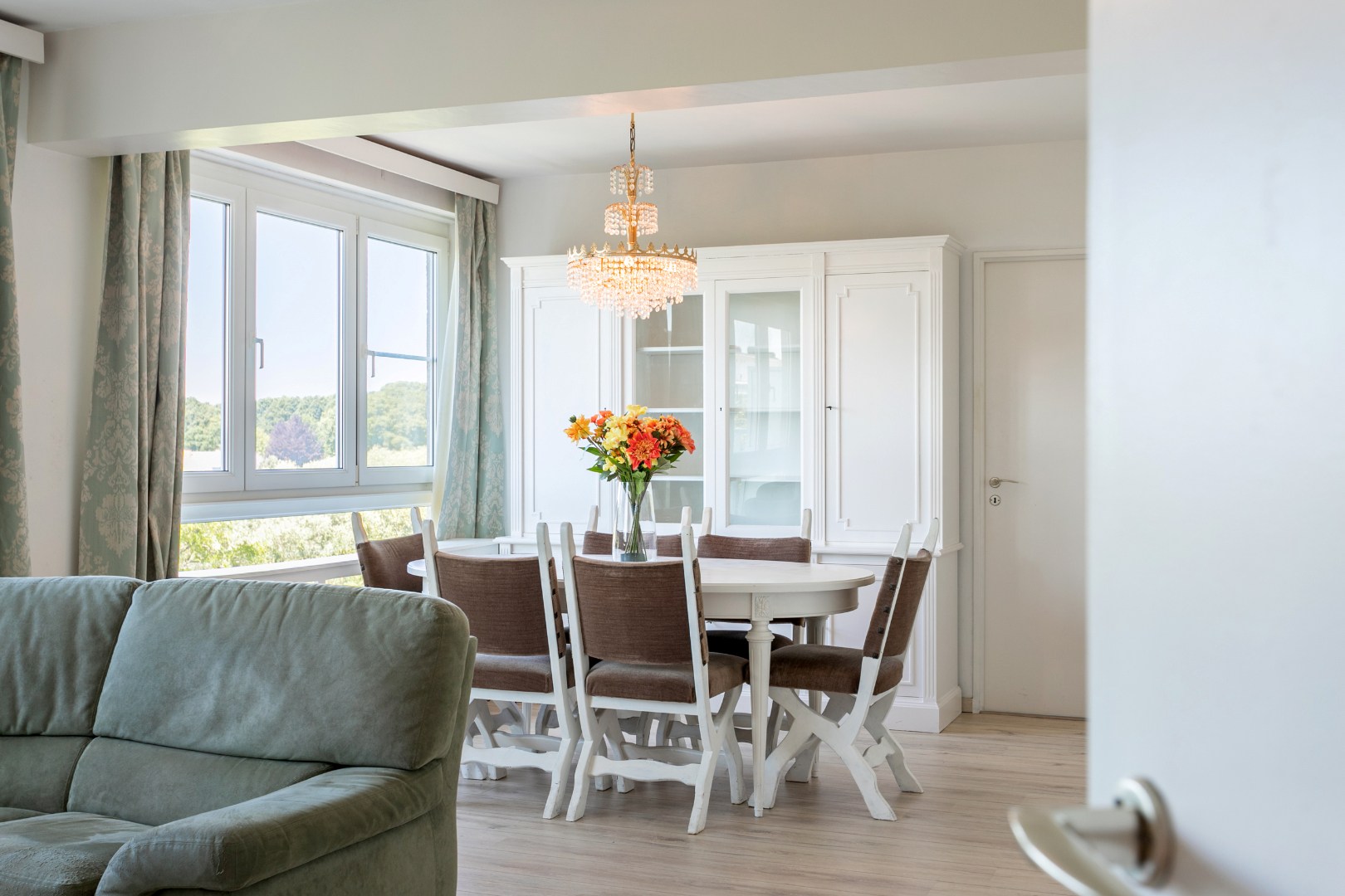 App (82m²) te koop in Breughelpark, met 2 slpks, ruim balkon en kelder 