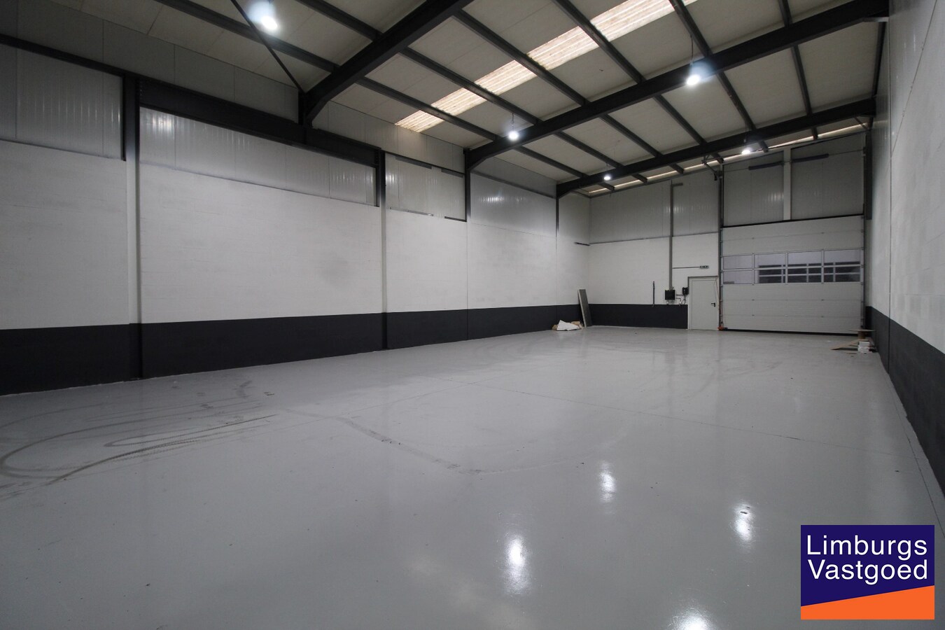 DE BEER - KMO UNITS - v.a. 110 m² tot 478 m² - Nabij E 313 