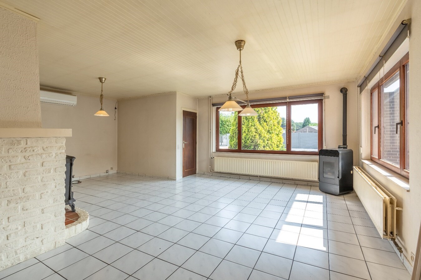 Ruime woning met drie slaapkamers 