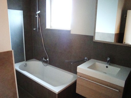 Mooi onderhouden 2 slaapkamer appartement 