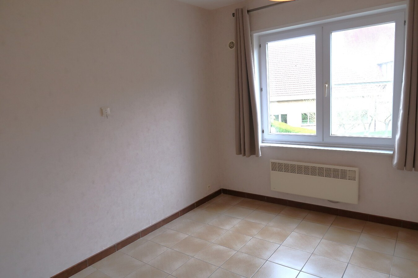 Appartement met 2 slaapkamers te huur. 