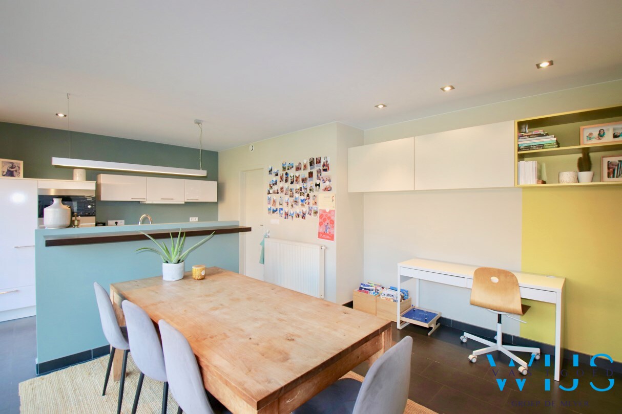 Mooie tijdloze en centraal gelegen open bebouwing 