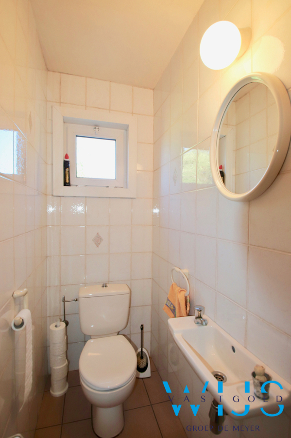 Stevig woonhuis op een prachtig perceel te Ertvelde/Oosteeklo 