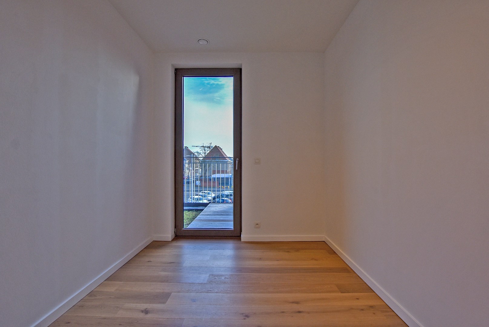 Recent dakappartement met 2 slaapkamers te Oostduinkerke. 