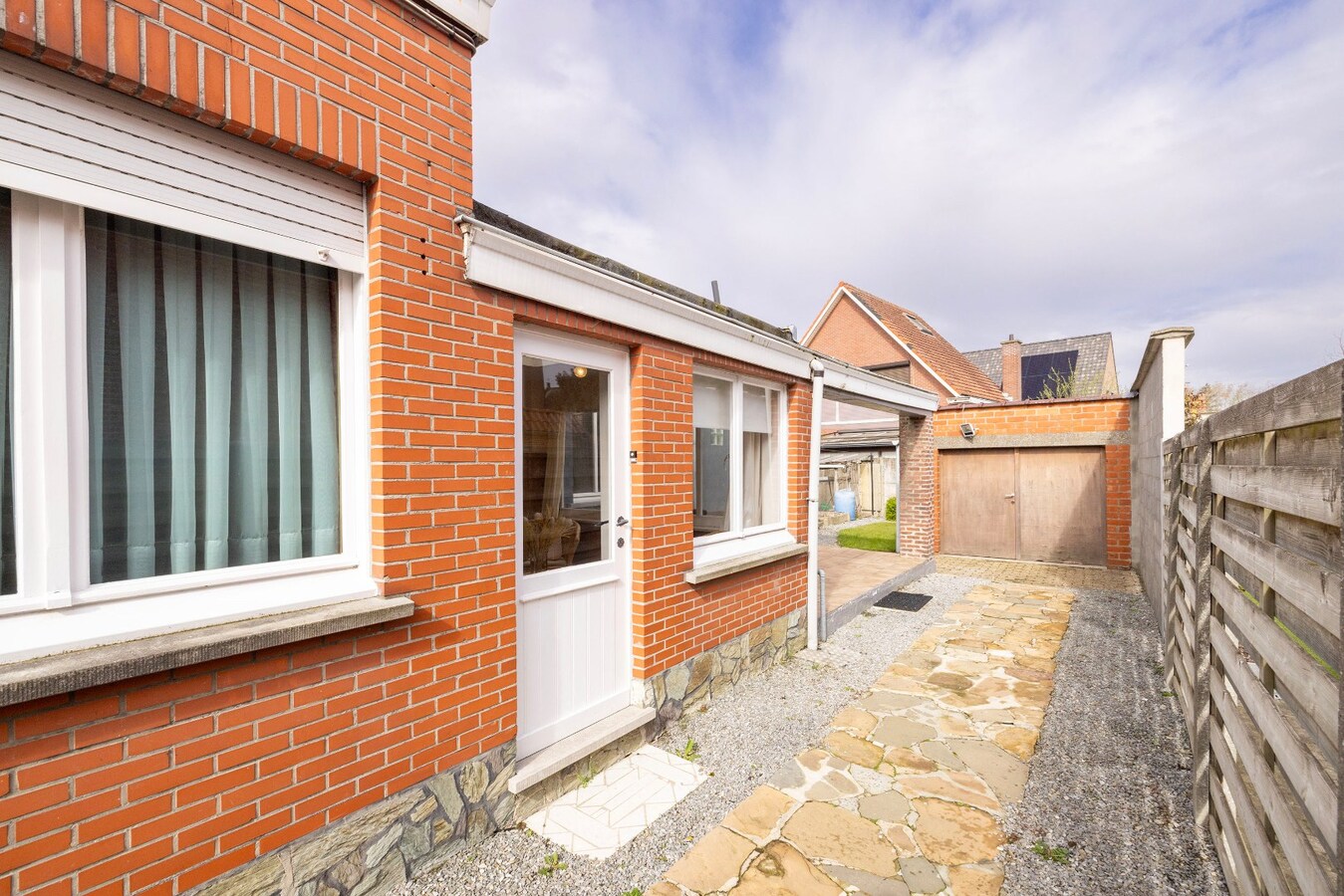 Uitstekend gelegen laagbouwwoning met tuin 