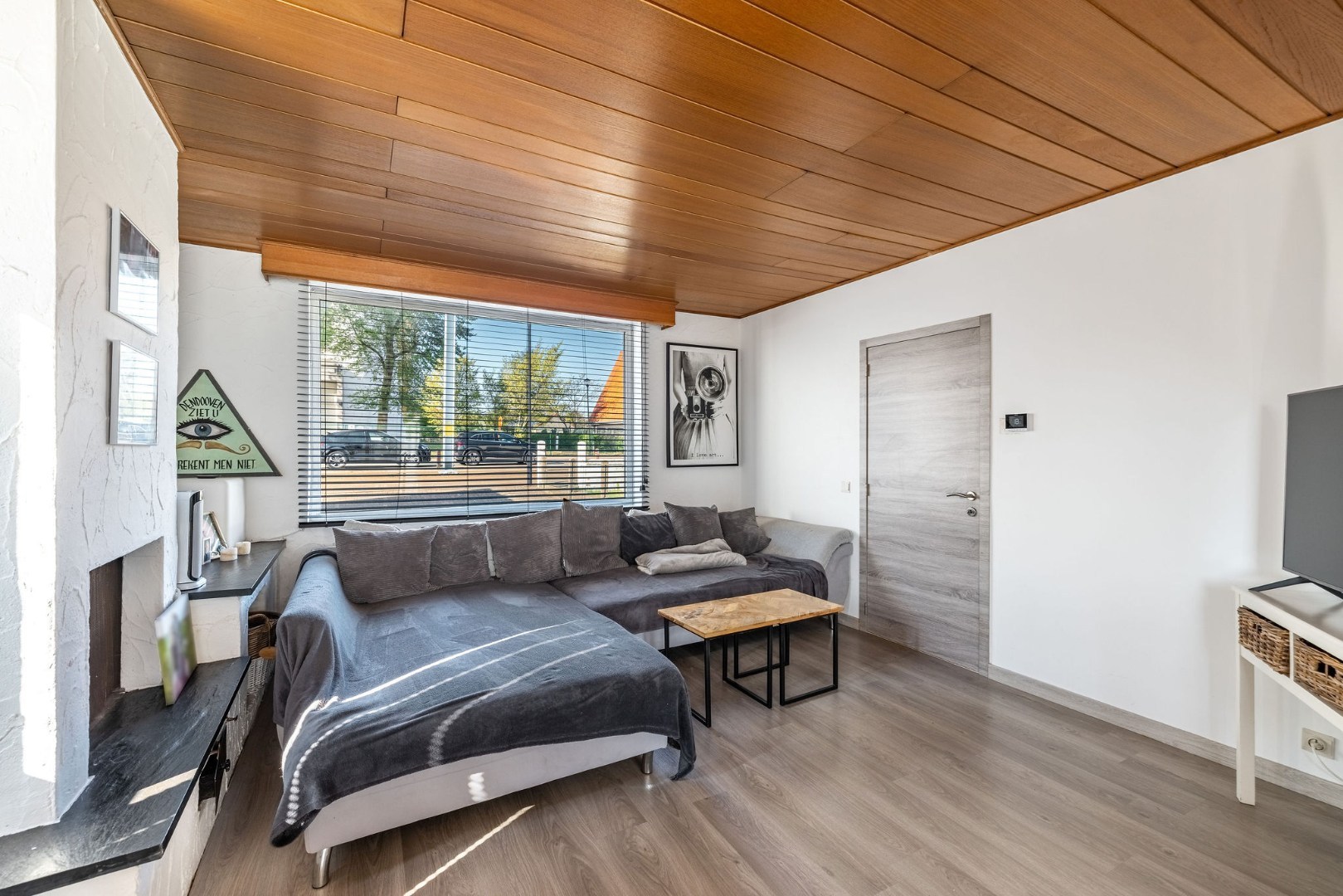 Authentieke woning met zonnige tuin, garage en bouwgrond 