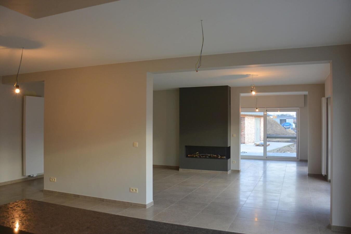 Uniek moderne nieuwbouwvilla met 4 slaapkamers 