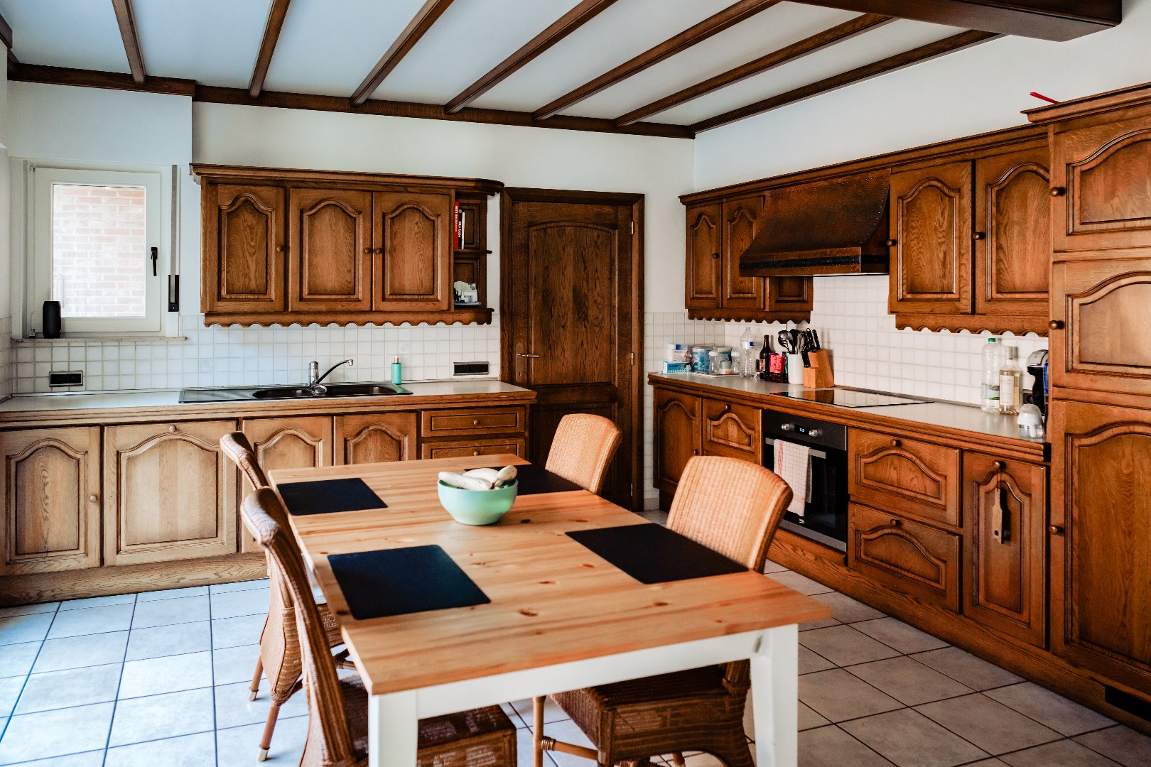 Woning met 3 slpks, tuin én stal  op 1.105 m² te lembeke 