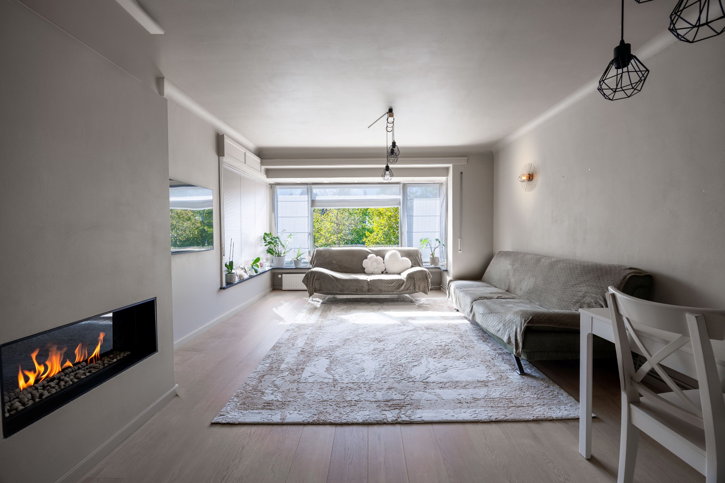 Ruim appartement met 3 slaapkamers gelegen op het Maurice Lippensplein te Knokke-Heist. 